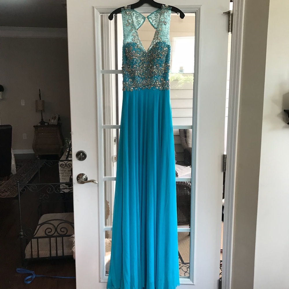 Prom dress size 4